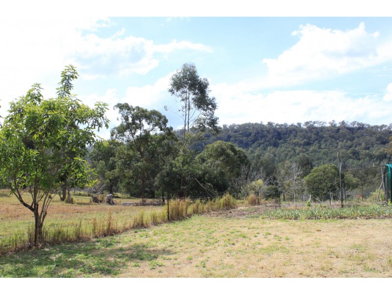 4 Greens Close, Kremnos NSW 2460