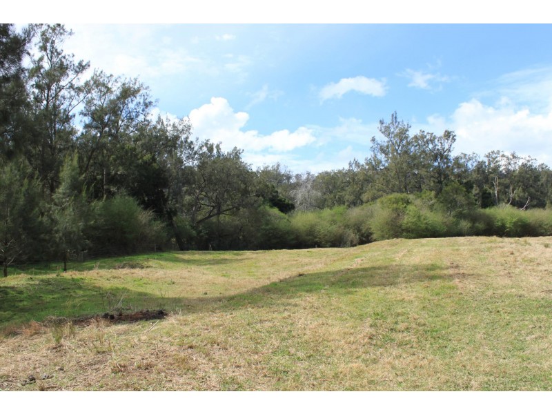 4 Greens Close, Kremnos NSW 2460