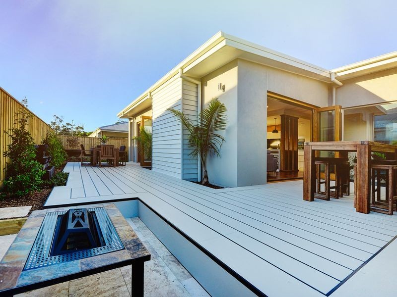 9 Cherry Street, Sapphire Beach NSW 2450