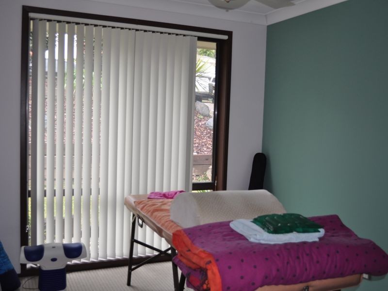 27 Barnes Street, Woolgoolga NSW 2456