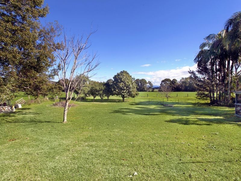 517 Waterfall Way, Fernmount NSW 2454