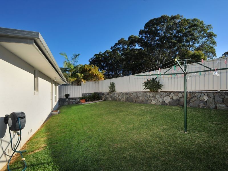 7 Mariner Drive, Safety Beach NSW 2456