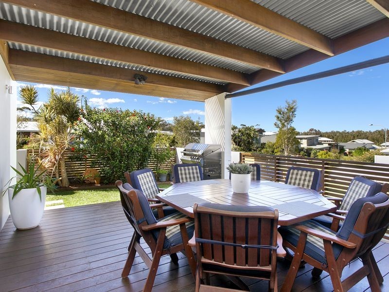 42 North Sapphire Road, Sapphire Beach NSW 2450