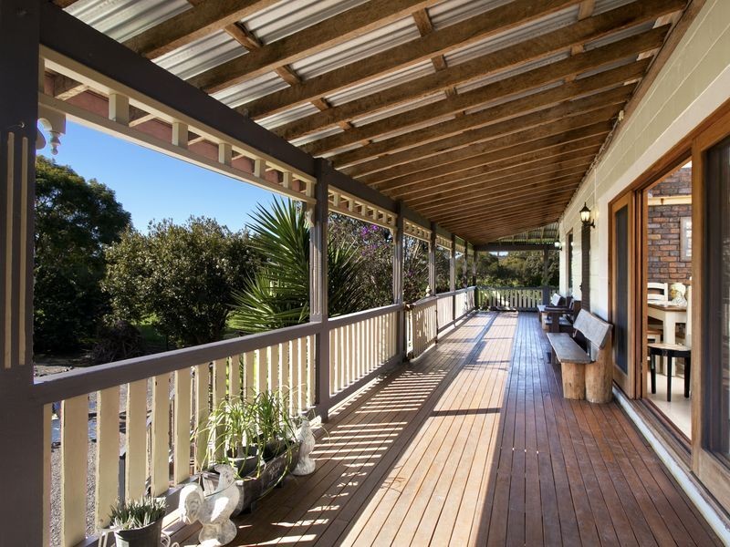 511 Waterfall Way, Fernmount NSW 2454