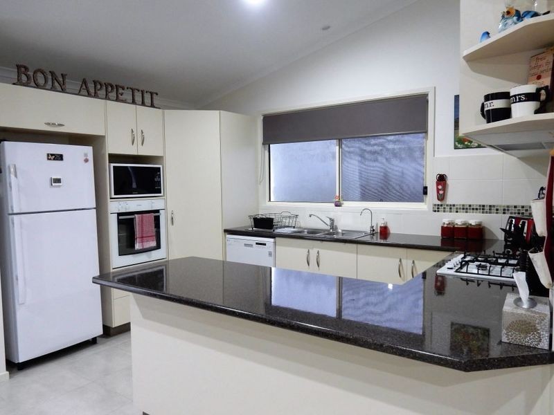 10/369 Pine Creek Way, Bonville NSW 2441