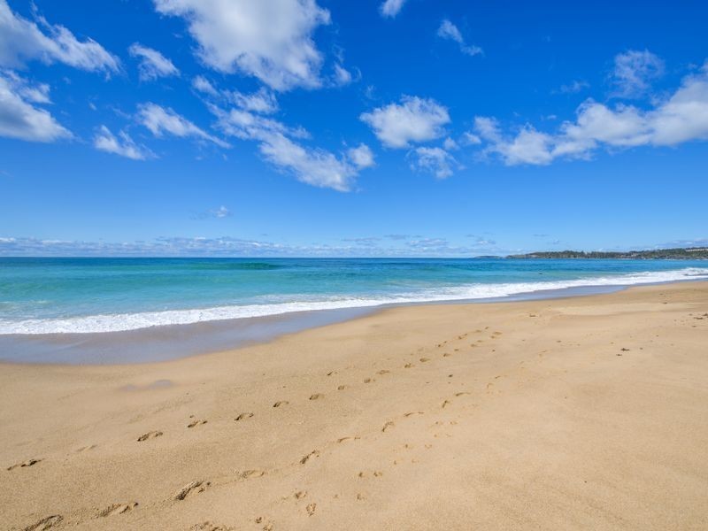 11 Emerald Avenue, Sapphire Beach NSW 2450