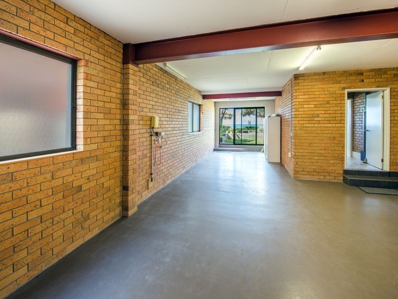 11 Emerald Avenue, Sapphire Beach NSW 2450