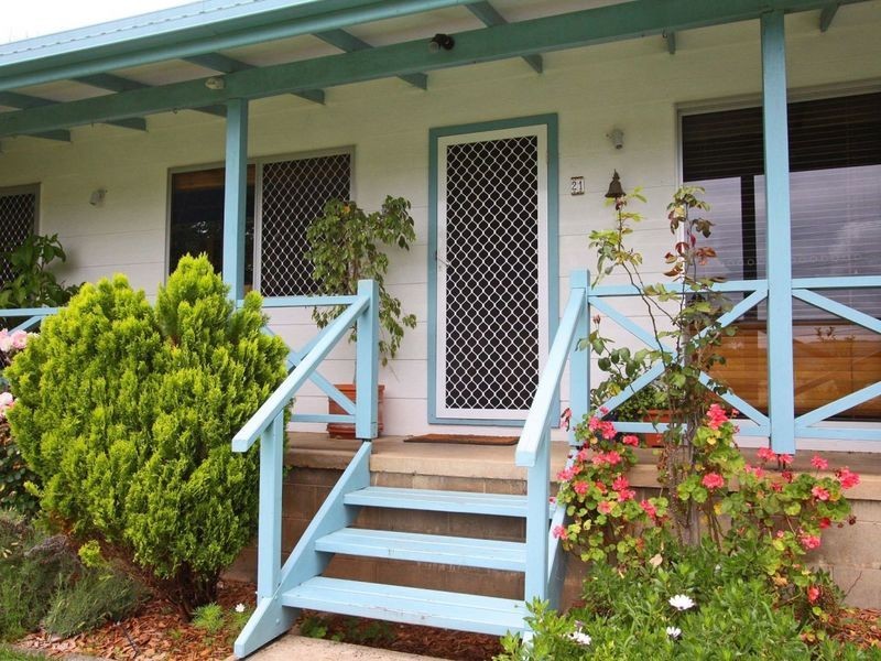 21 Bluff Road, Emerald Beach NSW 2456