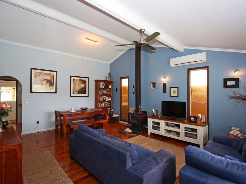 21 Bluff Road, Emerald Beach NSW 2456