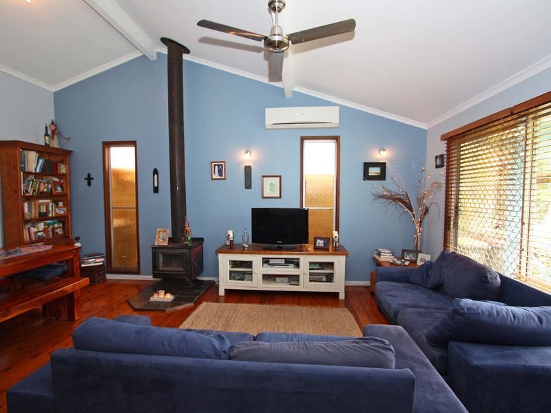 21 Bluff Road, Emerald Beach NSW 2456