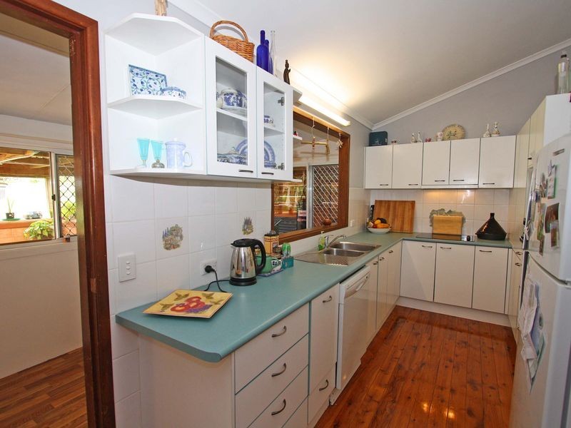 21 Bluff Road, Emerald Beach NSW 2456