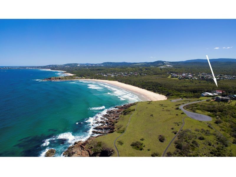 42 Headland Road, Arrawarra Headland NSW 2456