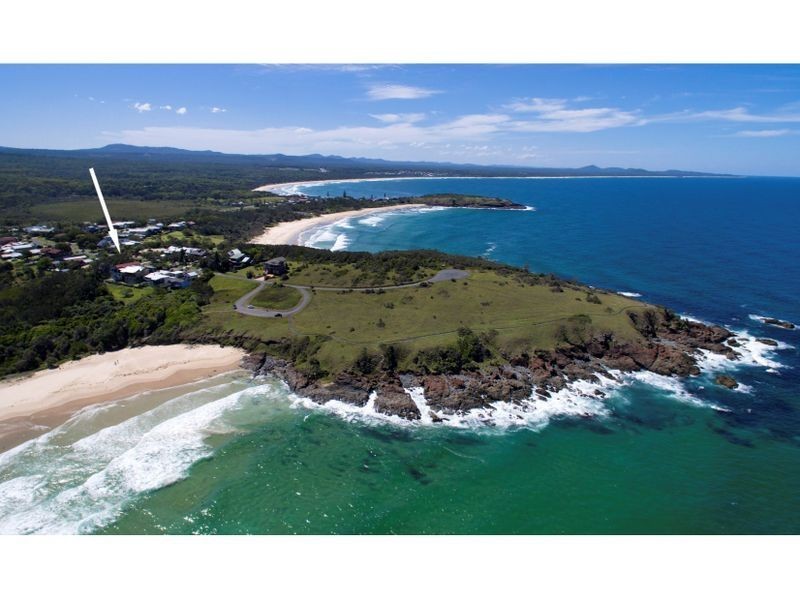 42 Headland Road, Arrawarra Headland NSW 2456