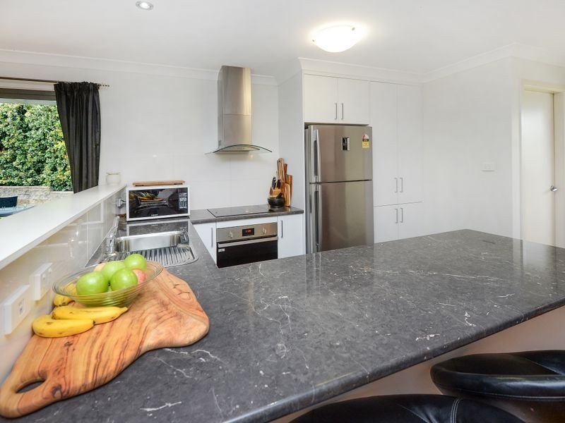 2/17 Abel Tasman Drive, Coffs Harbour NSW 2450