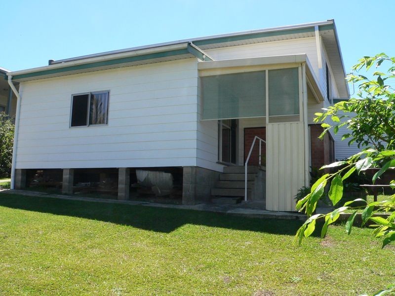 35 High Street, Urunga NSW 2455