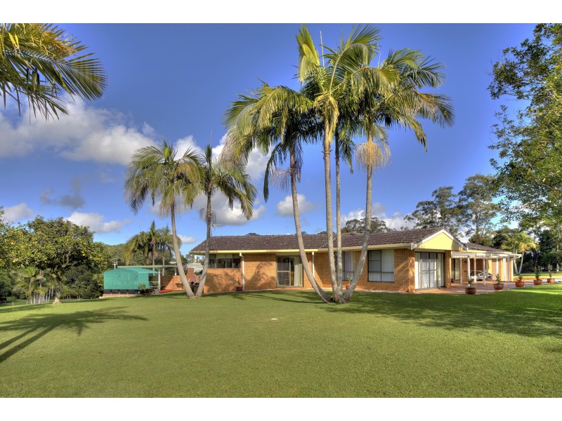 129 Braford Drive, Bonville NSW 2441