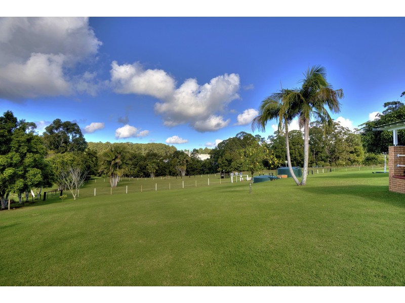 129 Braford Drive, Bonville NSW 2441