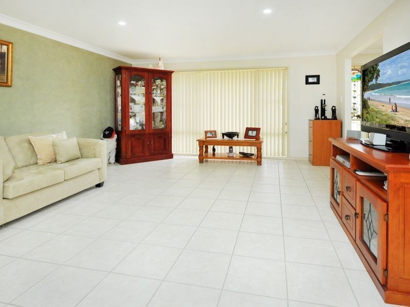 6 Yachtsman Drive, Safety Beach NSW 2456