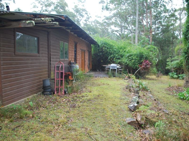 132 Mole Creek Road, Lowanna NSW 2450