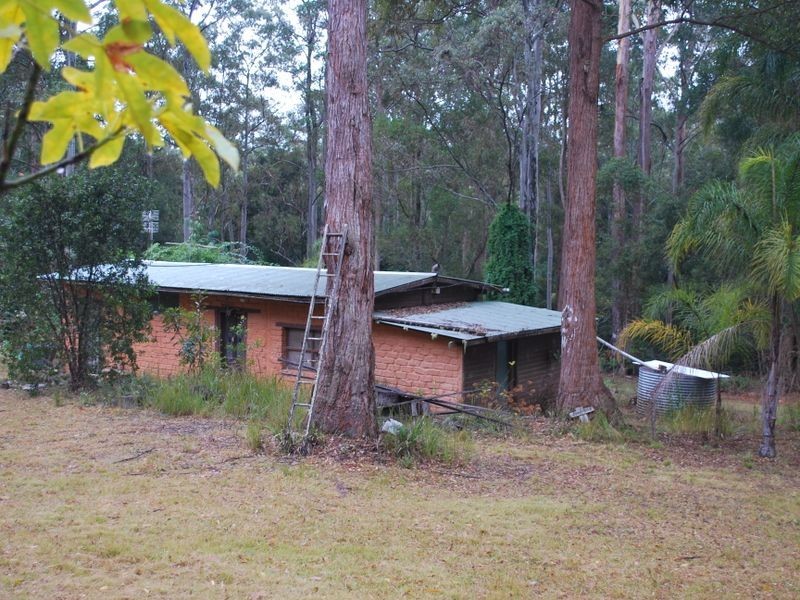 132 Mole Creek Road, Lowanna NSW 2450