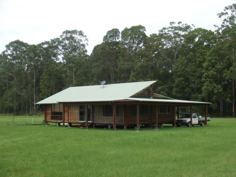 75 Reedys Forrest Road, Bundagen NSW 2454