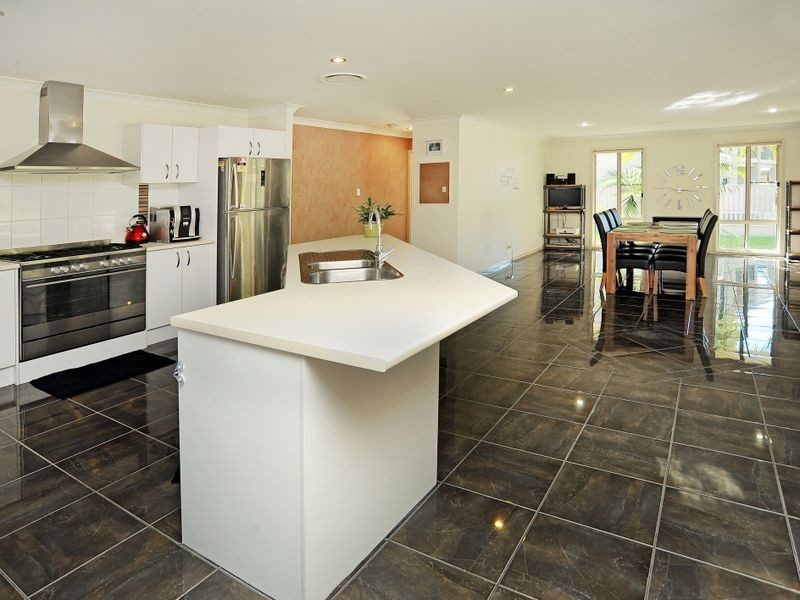 2 Farrell Close, Bonville NSW 2441