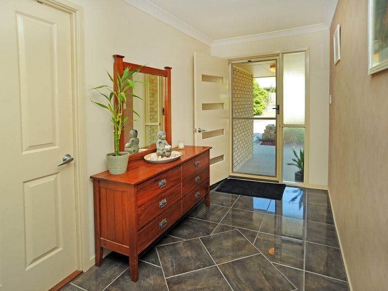 2 Farrell Close, Bonville NSW 2441