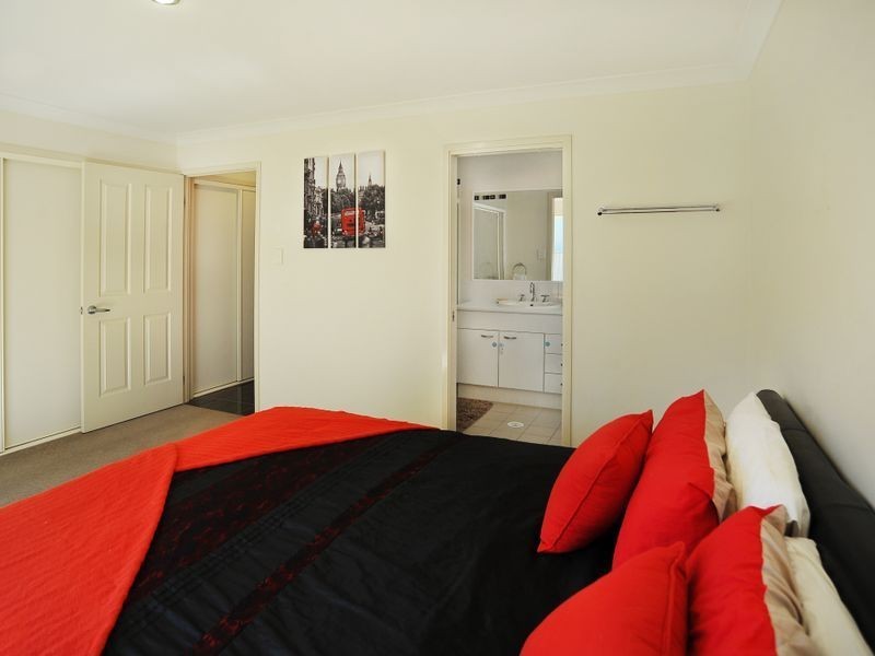 2 Farrell Close, Bonville NSW 2441