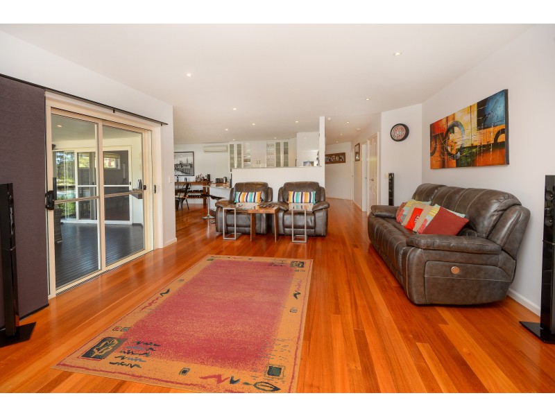 4 Yachtsman Drive, Safety Beach NSW 2456