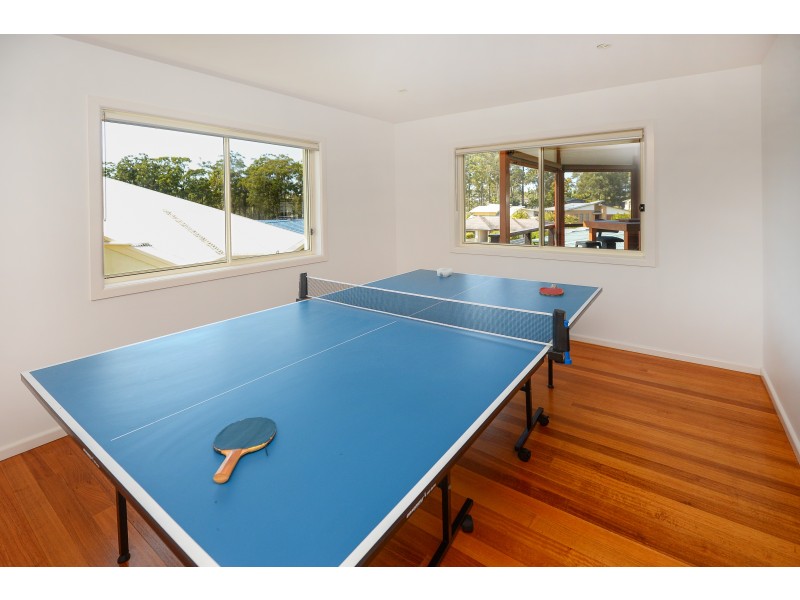 4 Yachtsman Drive, Safety Beach NSW 2456