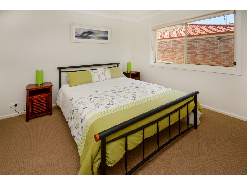 4 Yachtsman Drive, Safety Beach NSW 2456