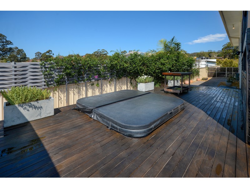 4 Yachtsman Drive, Safety Beach NSW 2456