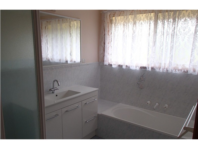 16 Charlotte Court, Coffs Harbour NSW 2450