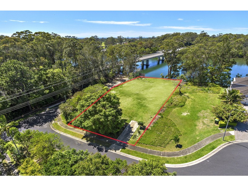 8 Dolphin Court, Urunga NSW 2455