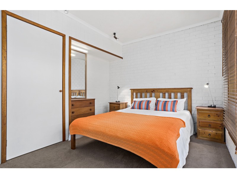 11 Emerald Avenue, Sapphire Beach NSW 2450