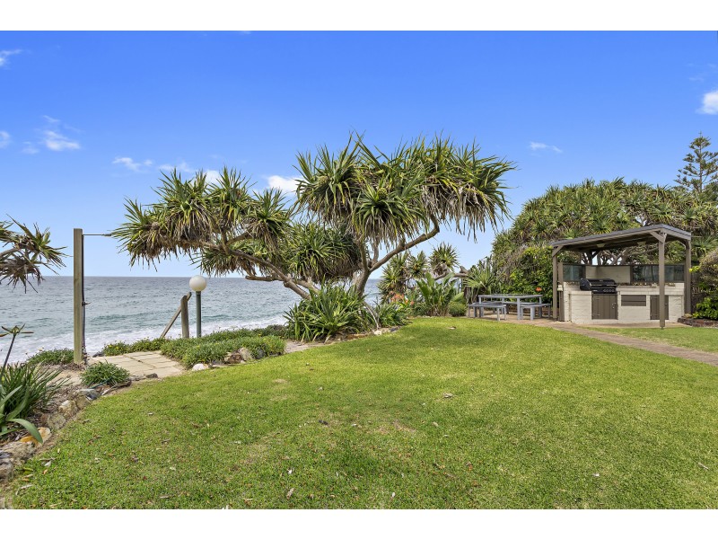 11 Emerald Avenue, Sapphire Beach NSW 2450
