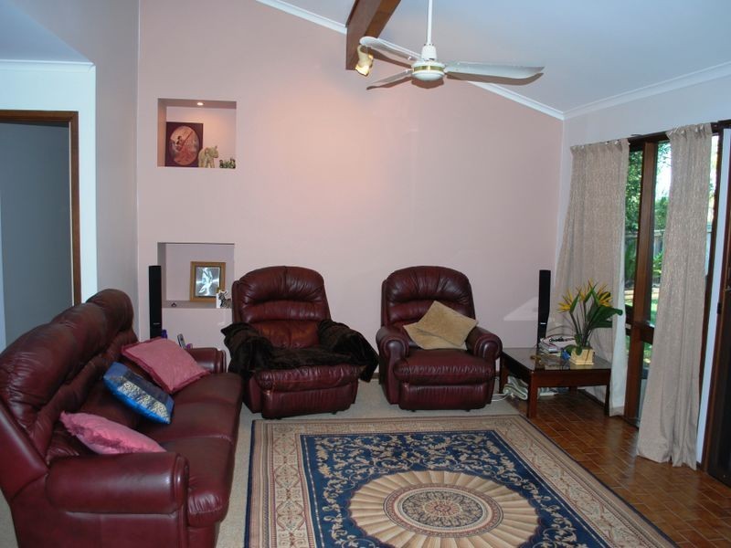 11 Robert Garrett Street, Coffs Harbour NSW 2450