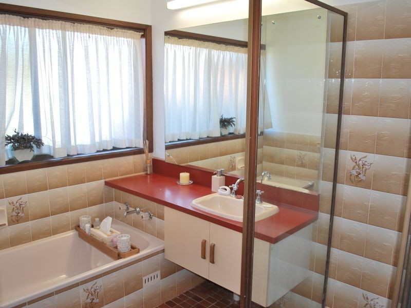 11 Robert Garrett Street, Coffs Harbour NSW 2450