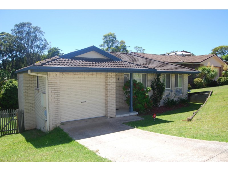 9 Seabreeze Place, Boambee East NSW 2452