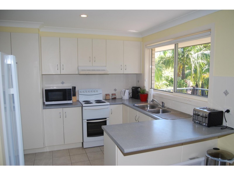 9 Seabreeze Place, Boambee East NSW 2452