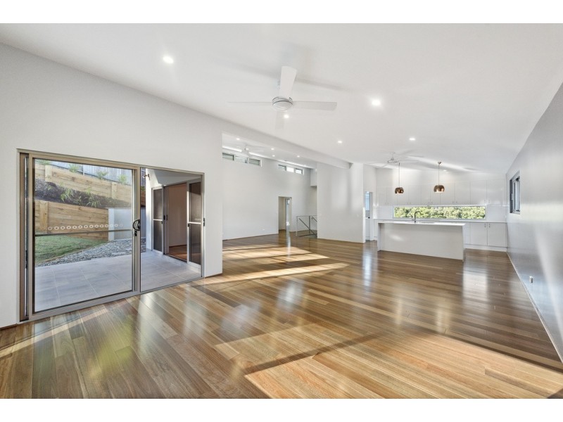 87 Pearce Drive, Coffs Harbour NSW 2450