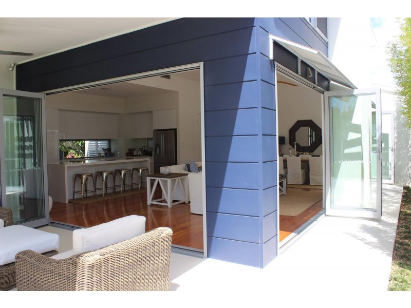 5 White Bluff Road, Sapphire Beach NSW 2450