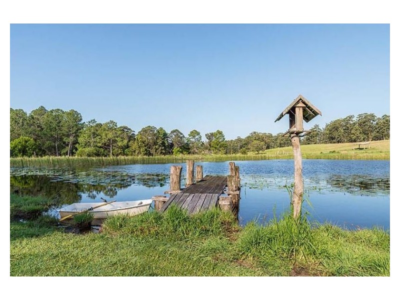 211 Ballards Road, Valla NSW 2448