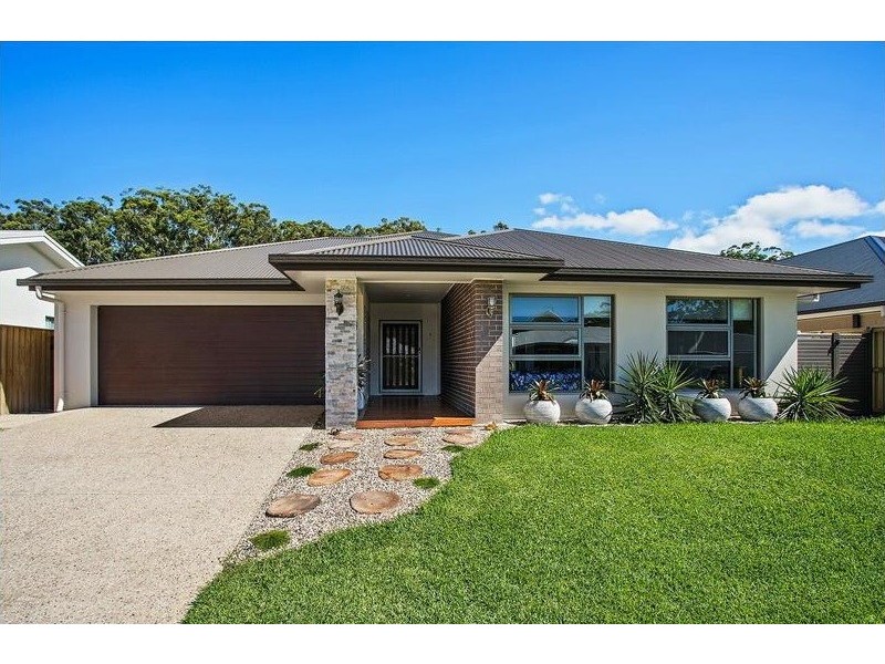 9 Water Vine Street, Sapphire Beach NSW 2450