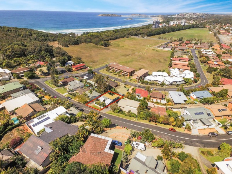 68 Manning Avenue, Coffs Harbour NSW 2450