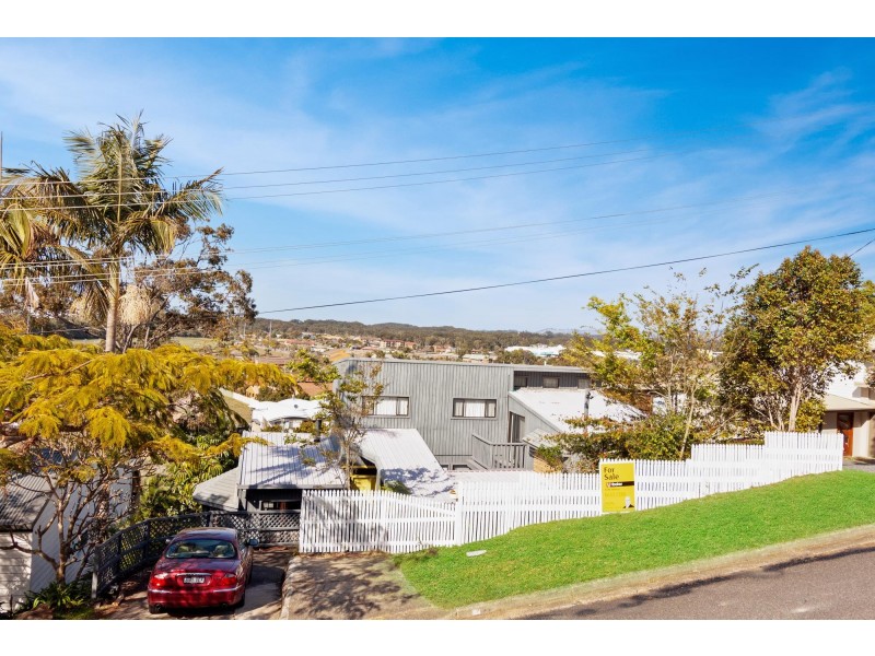 68 Manning Avenue, Coffs Harbour NSW 2450