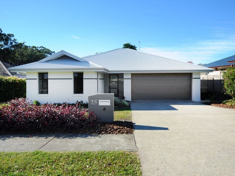 25 Dunlop Drive, Boambee East NSW 2452