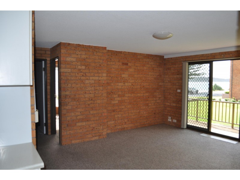 1/9-11 Carrington Street, Woolgoolga NSW 2456