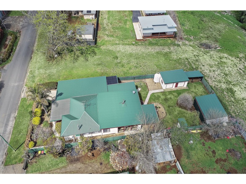 18 Vine Street, Dorrigo NSW 2453