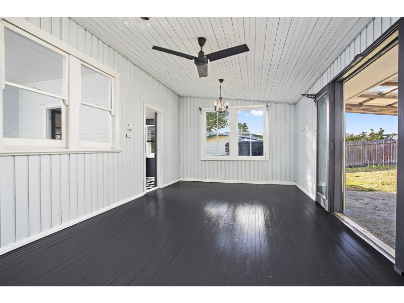 124 Pine Avenue, Ulong NSW 2450